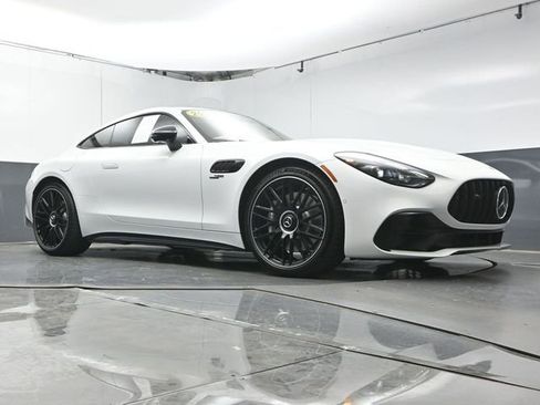 Used 2025 Mercedes-Benz AMG GT 43 image 39