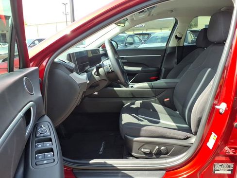 Certified 2025 Hyundai Sonata SEL FWD image 16