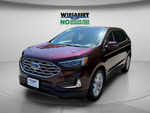 Certified 2022 Ford Edge Titanium w/ Equipment Group 301A AWD/4WD image 17