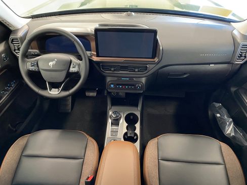 New 2025 Ford Bronco Sport Outer Banks w/ Outer Banks Tech Package+ image 12