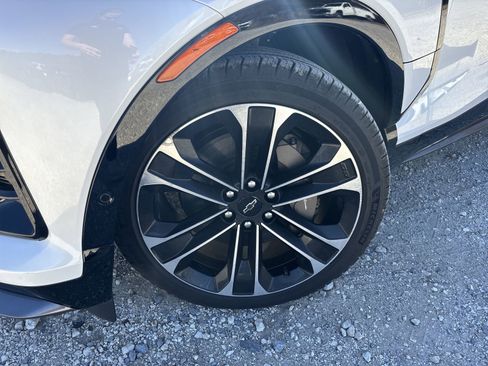 Used 2025 Chevrolet Blazer EV SS image 13