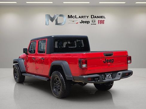 Used 2023 Jeep Gladiator Sport w/ Trailer Tow Package AWD/4WD image 4