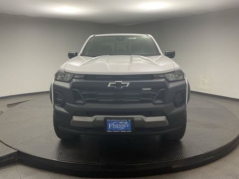 Used 2026 Chevrolet Colorado Trail Boss AWD/4WD image 2