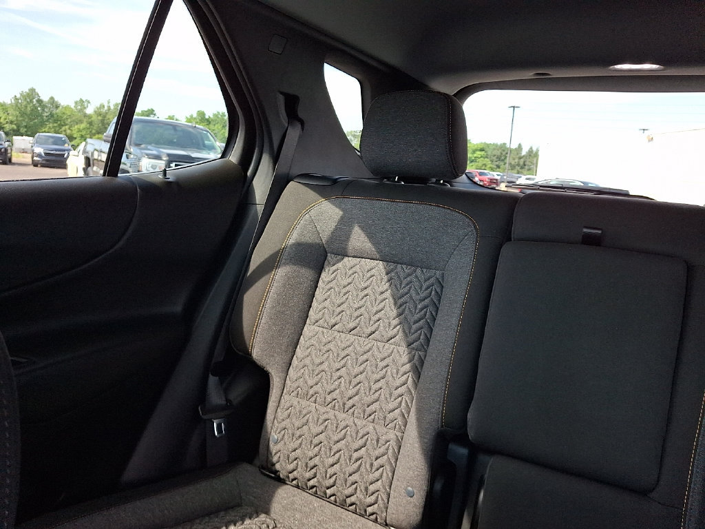 Used 2023 Chevrolet Equinox LT AWD/4WD image 19