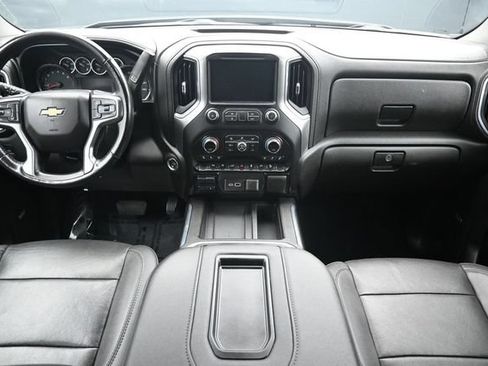 Used 2021 Chevrolet Silverado 1500 LTZ AWD/4WD image 19