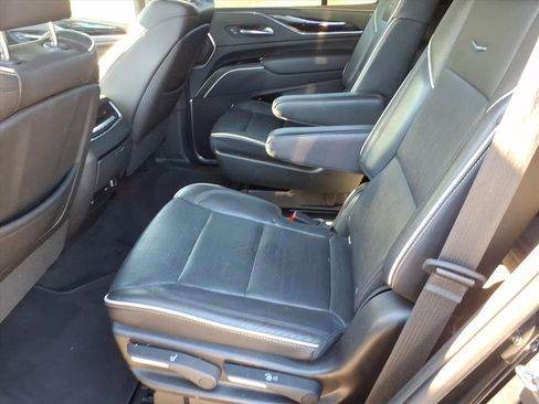 Used 2021 Cadillac Escalade Sport image 8