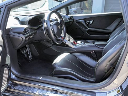 Used 2017 Lamborghini Huracan LP 580-2 RWD image 43