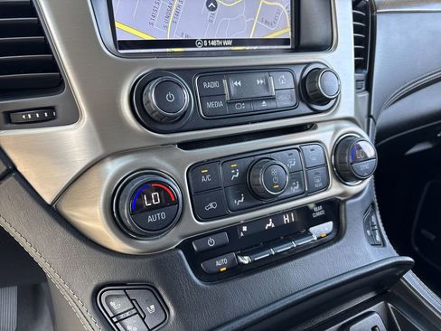 Used 2019 GMC Yukon Denali w/ Open Road Package image 22