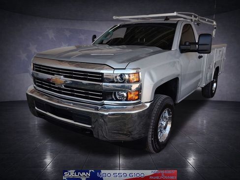 Used 2018 Chevrolet Silverado 2500 W/T RWD image 1