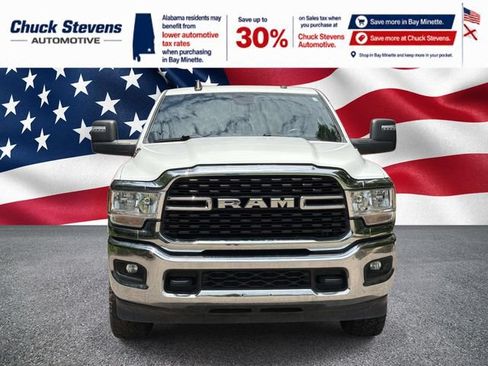 Used 2024 RAM 2500 Big Horn AWD/4WD image 3