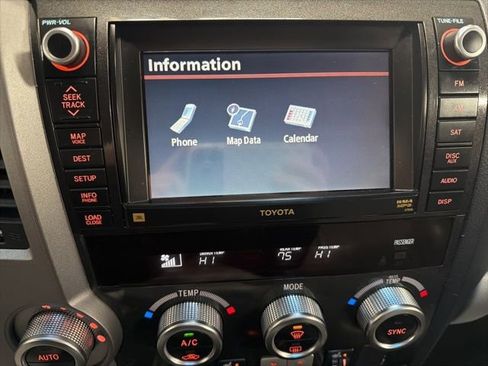 Used 2011 Toyota Sequoia Limited AWD/4WD image 26