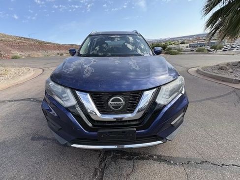 Used 2019 Nissan Rogue SV FWD image 8