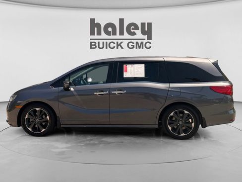 Used 2024 Honda Odyssey Elite image 2