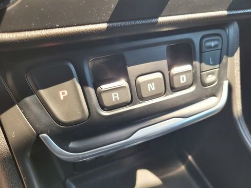 Used 2021 GMC Terrain SLT w/ Infotainment Package II FWD image 18