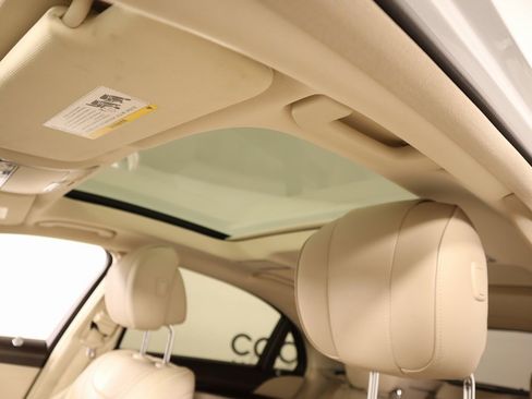 Used 2019 Mercedes-Benz S 560 Sedan image 15