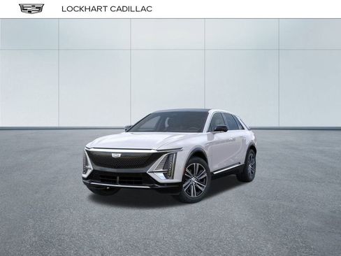 New 2025 Cadillac Lyriq Luxury image 8