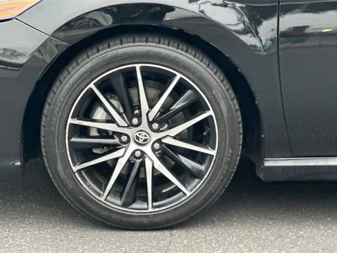 Used 2022 Toyota Camry SE image 29