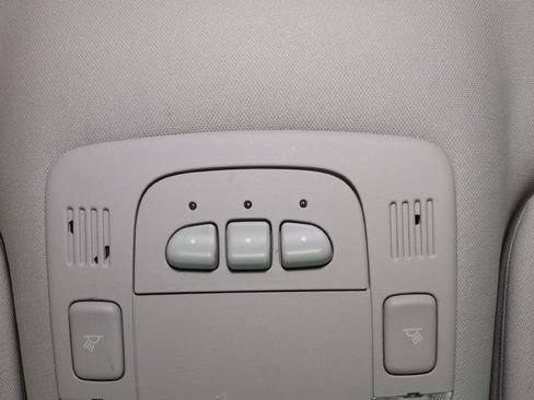 Used 2009 Buick Lucerne CX FWD image 40