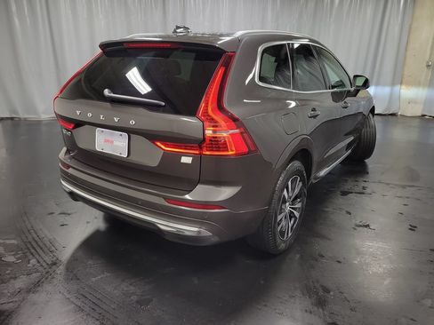 Used 2023 Volvo XC60 T8 Core AWD/4WD image 8