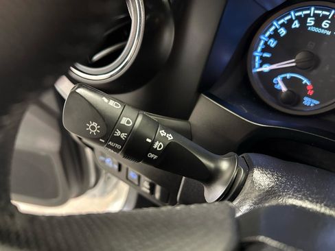 Used 2023 Toyota Tacoma TRD Off-Road w/ Technology Package image 16