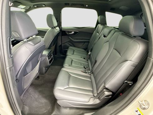 Used 2023 Audi Q7 2.0T Premium Plus w/ Premium Plus Package image 20