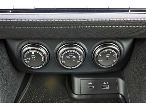 Used 2025 Nissan Z Sport w/ Floor Mat Package image 17