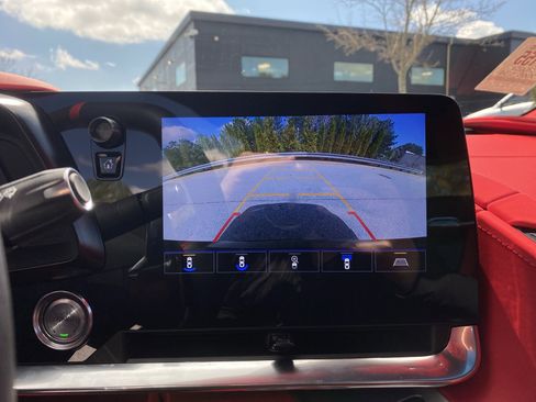 Used 2023 Chevrolet Corvette Stingray Premium Cpe w/ Z51 Performance Package image 22