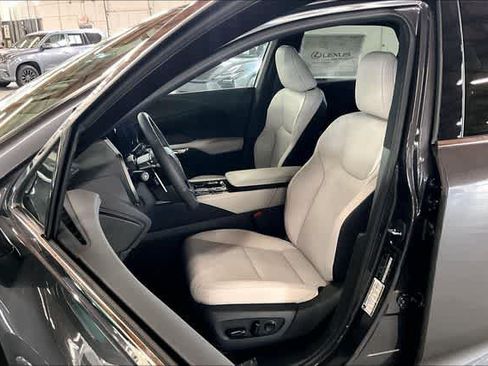 New 2026 Lexus RX 350h w/ Convenience Package AWD/4WD image 9