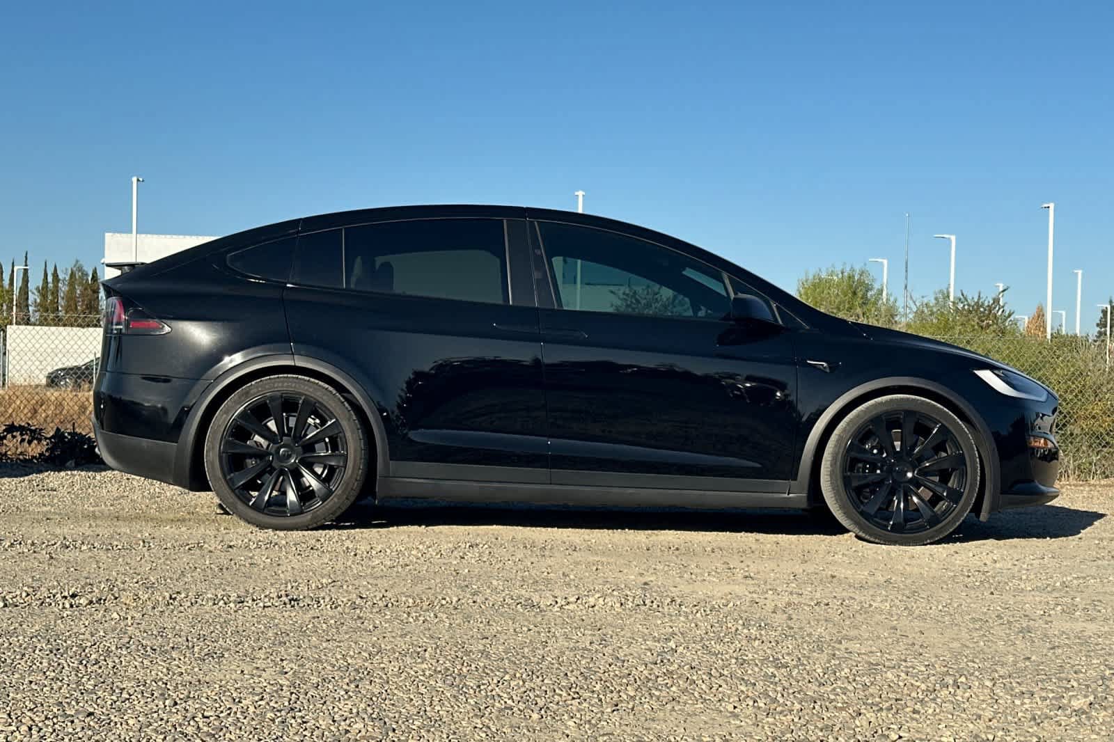 Used 2022 Tesla Model X AWD/4WD image 9