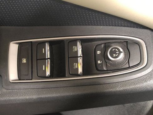 Used 2022 Subaru Ascent Limited AWD/4WD image 27
