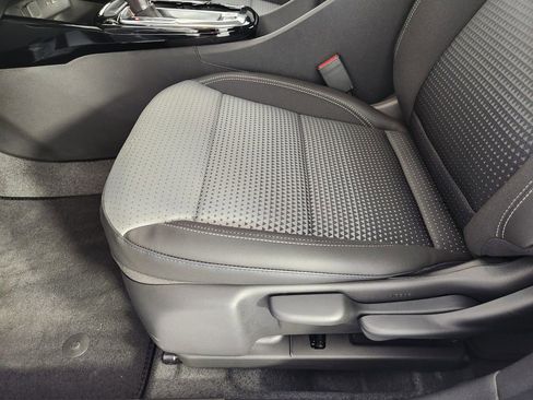 New 2026 Chevrolet Trax LT w/ Driver Confidence Package image 25