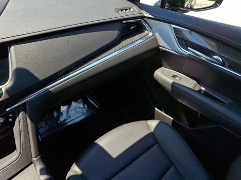 Certified 2023 Cadillac XT5 Sportv AWD/4WD image 20