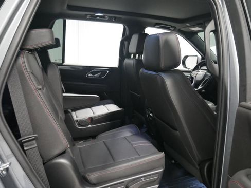 Used 2022 Chevrolet Tahoe RST w/ Luxury Package image 18