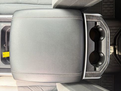 Used 2021 RAM 2500 Big Horn w/ Level B Equipment Group image 24