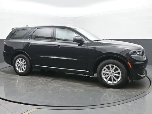 Used 2025 Dodge Durango GT image 3