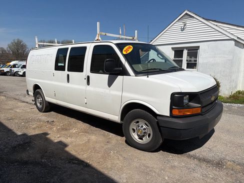 Used 2016 Chevrolet Express 2500 Extended image 11