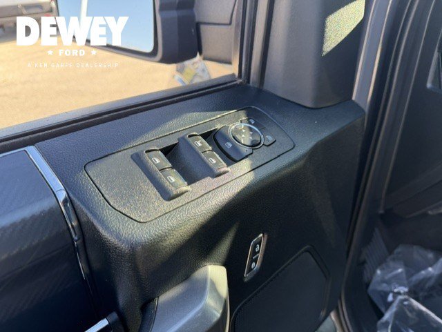 Used 2020 Ford F150 XLT w/ Equipment Group 302A Luxury AWD/4WD image 20