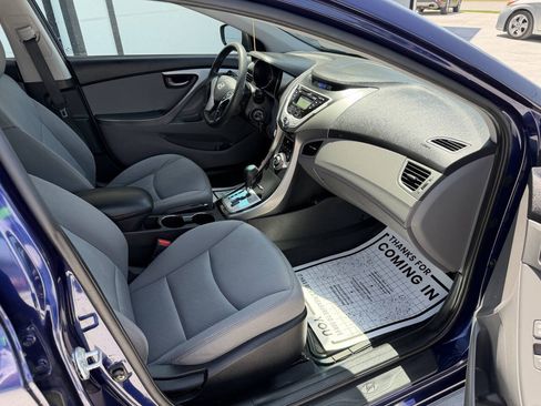 Used 2011 Hyundai Elantra GLS FWD image 15