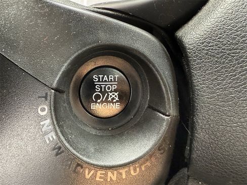 Used 2020 Jeep Renegade Altitude image 19