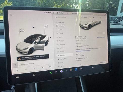 Used 2020 Tesla Model Y Long Range AWD/4WD image 18