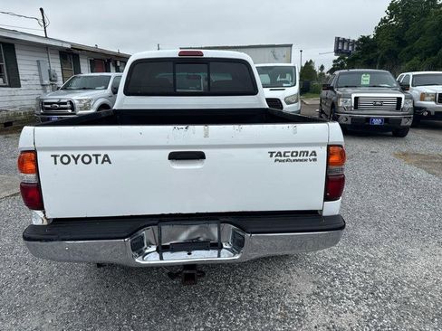 Used 2001 Toyota Tacoma PreRunner RWD image 3