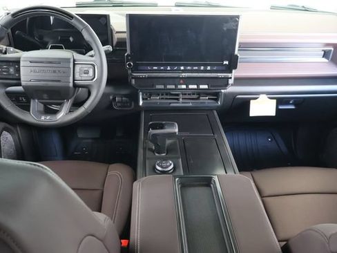 New 2026 GMC Hummer EV SUV AWD/4WD image 16