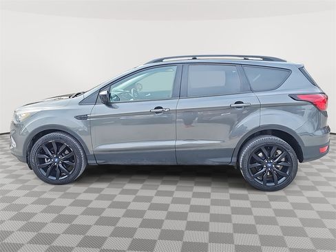 Used 2019 Ford Escape SE image 8