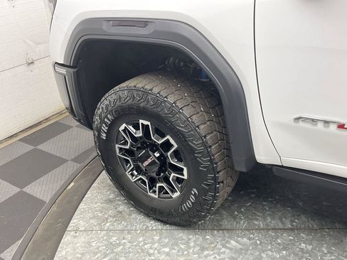Certified 2026 GMC Sierra 2500 AT4X AWD/4WD image 39