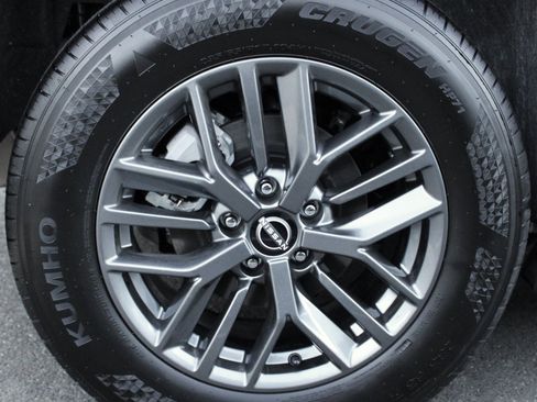 Certified 2025 Nissan Rogue S image 12