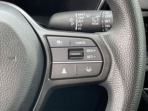 Used 2025 Honda CR-V LX image 13
