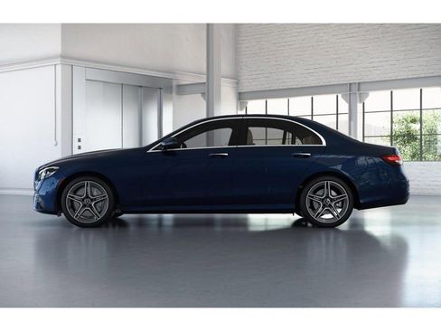 Used 2023 Mercedes-Benz E 350 4MATIC Sedan image 35
