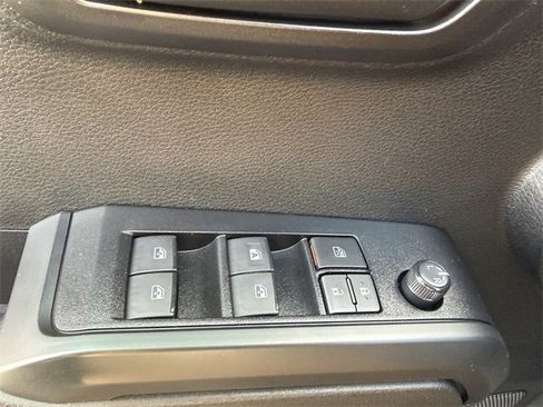 Used 2023 Toyota Tacoma SR image 57