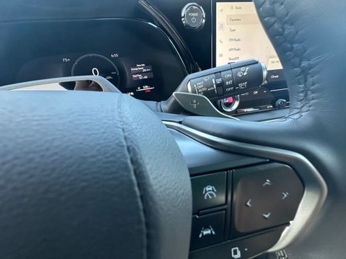 Used 2025 Lexus RX 350 w/ Convenience Package AWD/4WD image 42