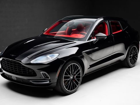 Used 2022 Aston Martin DBX AWD/4WD image 5